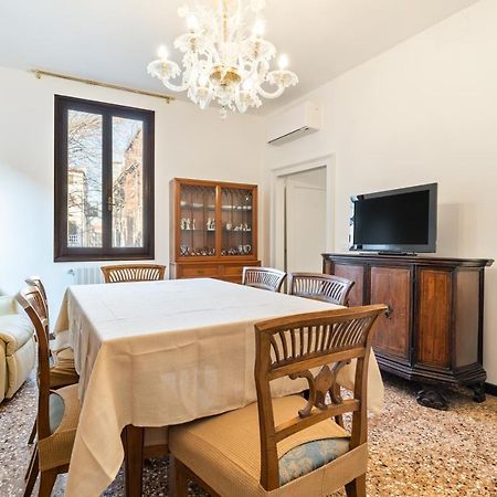 Del Remer Apartment - 5Mins From San Marco Sq Venecia Exterior foto