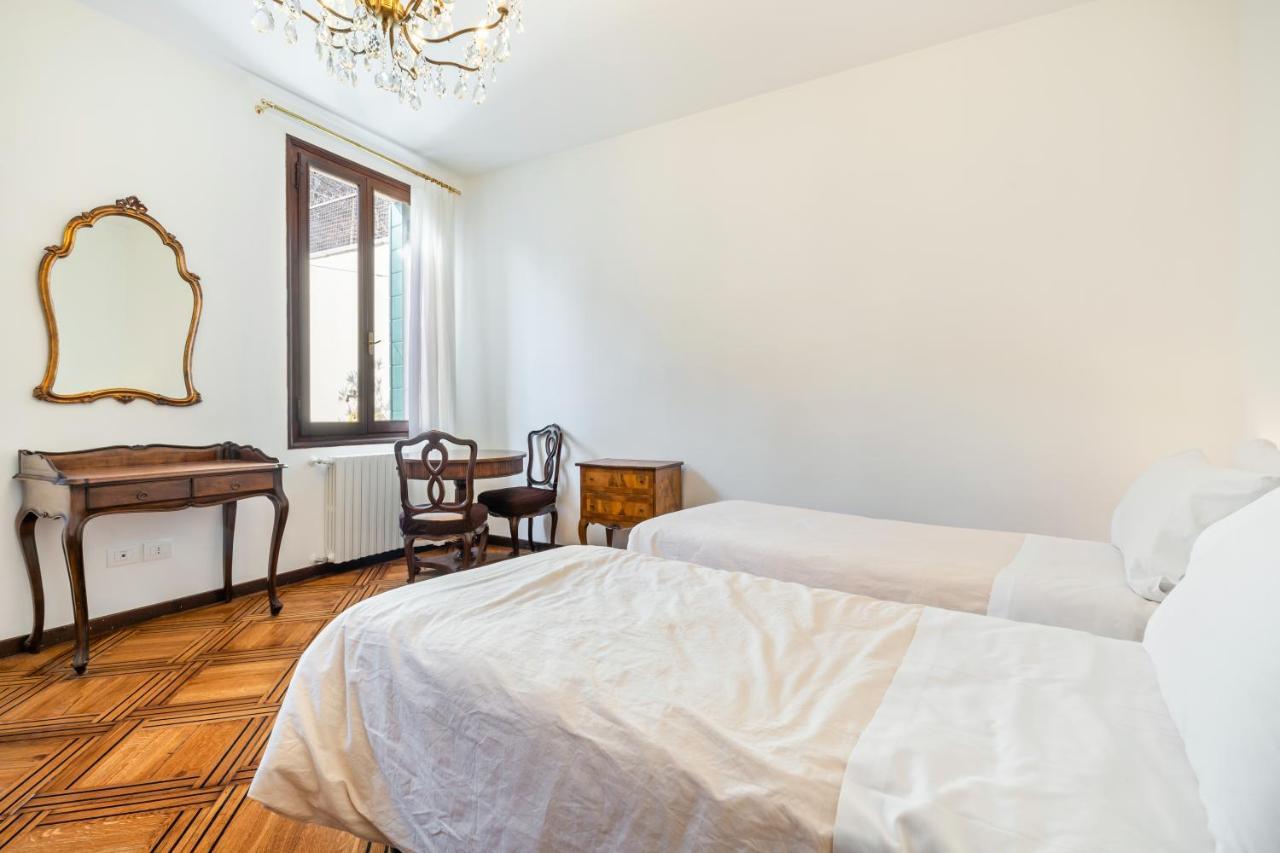 Del Remer Apartment - 5Mins From San Marco Sq Venecia Exterior foto